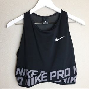 Nike Pro Sports Top